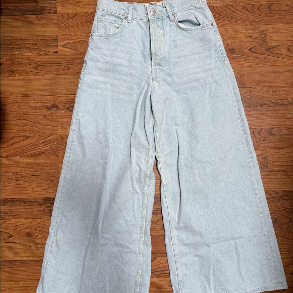 ❌❌SOLD ❌❌Light Blue Wide-Leg Women's Jeans